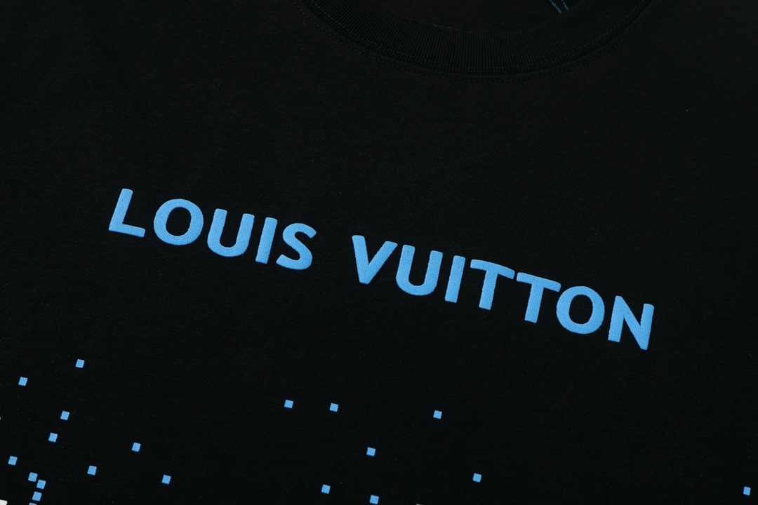 【2024】【LOUIS VUITTON  公式旗艦店】ルイヴィトン   Tシャツ ご好評に付き再入荷！