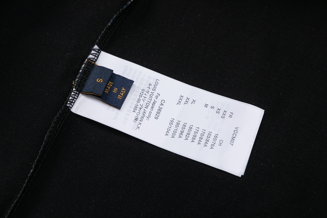 【2024】【LOUIS VUITTON  公式旗艦店】ルイヴィトン   Tシャツ ご好評に付き再入荷！