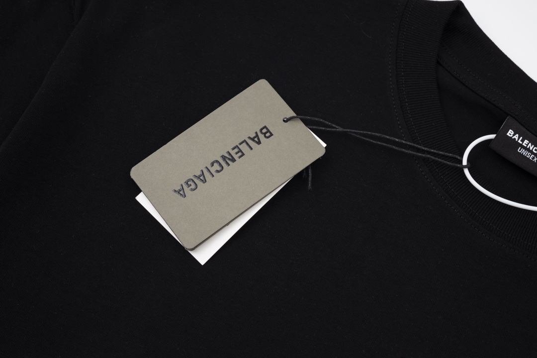 【BALENCIAGA  公式旗艦店】 バレンシアガ    Tシャツご好評に付き再入荷！