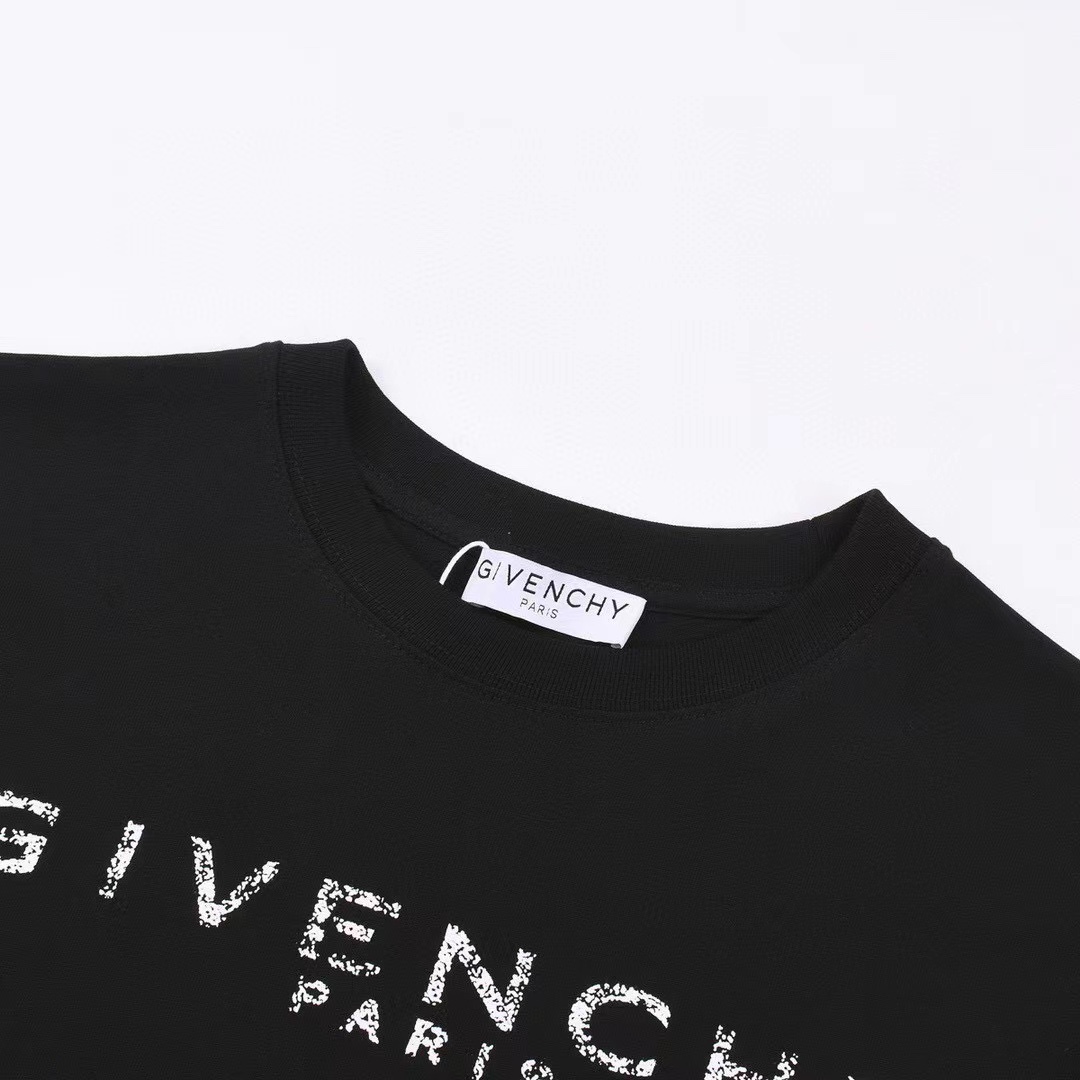 【2024】【GIVENCHY 公式旗艦店】ジバンシー   Tシャツ ご好評に付き再入荷！