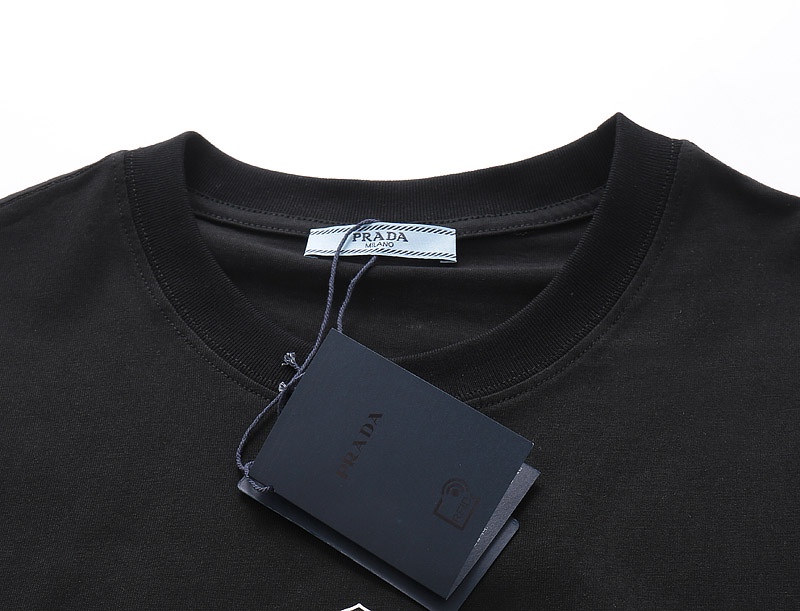 【2024】【PRADA  公式旗艦店】プラダ   Tシャツご好評に付き再入荷！