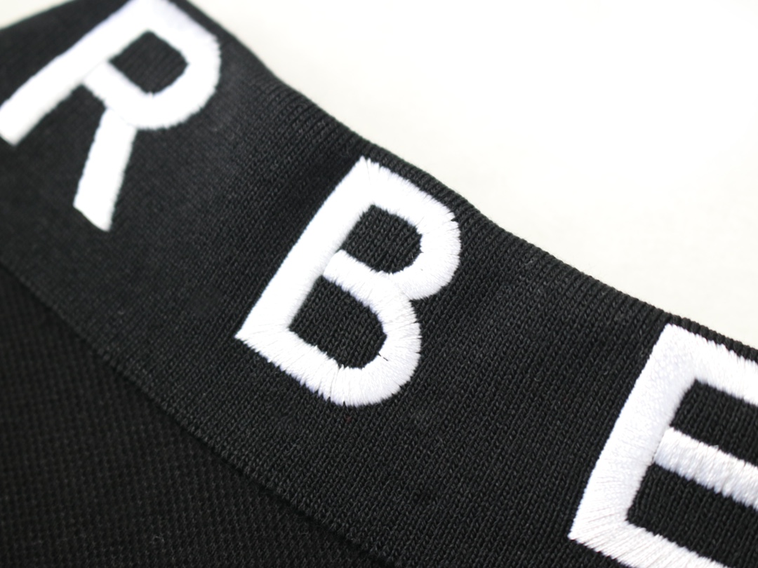 【2024】【BURBERRY 公式旗艦店】 バーバリー   ポロシャツ  ご好評に付き再入荷！