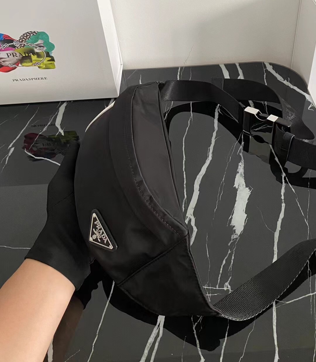 【2024】【PRADA 公式 旗艦店】プラダ  ウエストポーチ 当日出荷 好評に付き再入荷！26*12*7CM