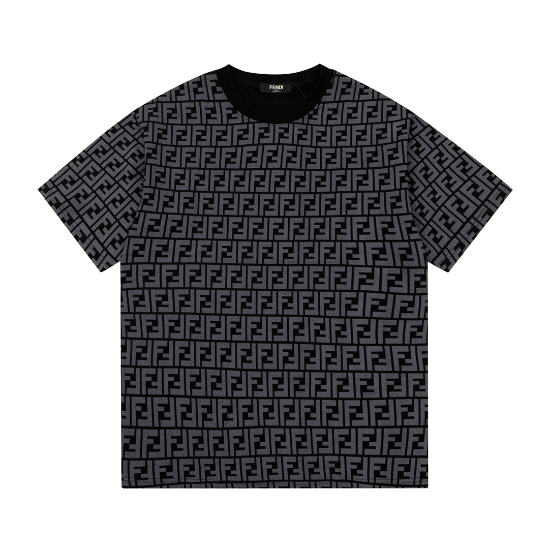 【FENDI  公式旗艦店】フェンディ   Tシャツ ご好評に付き再入荷！