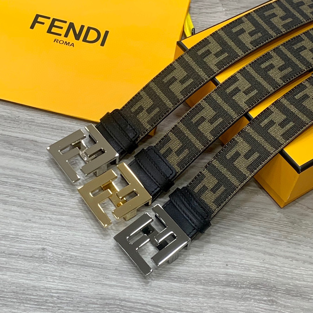 【2024】【FENDI】(フェンディ) 3.8cmベルト メンズ