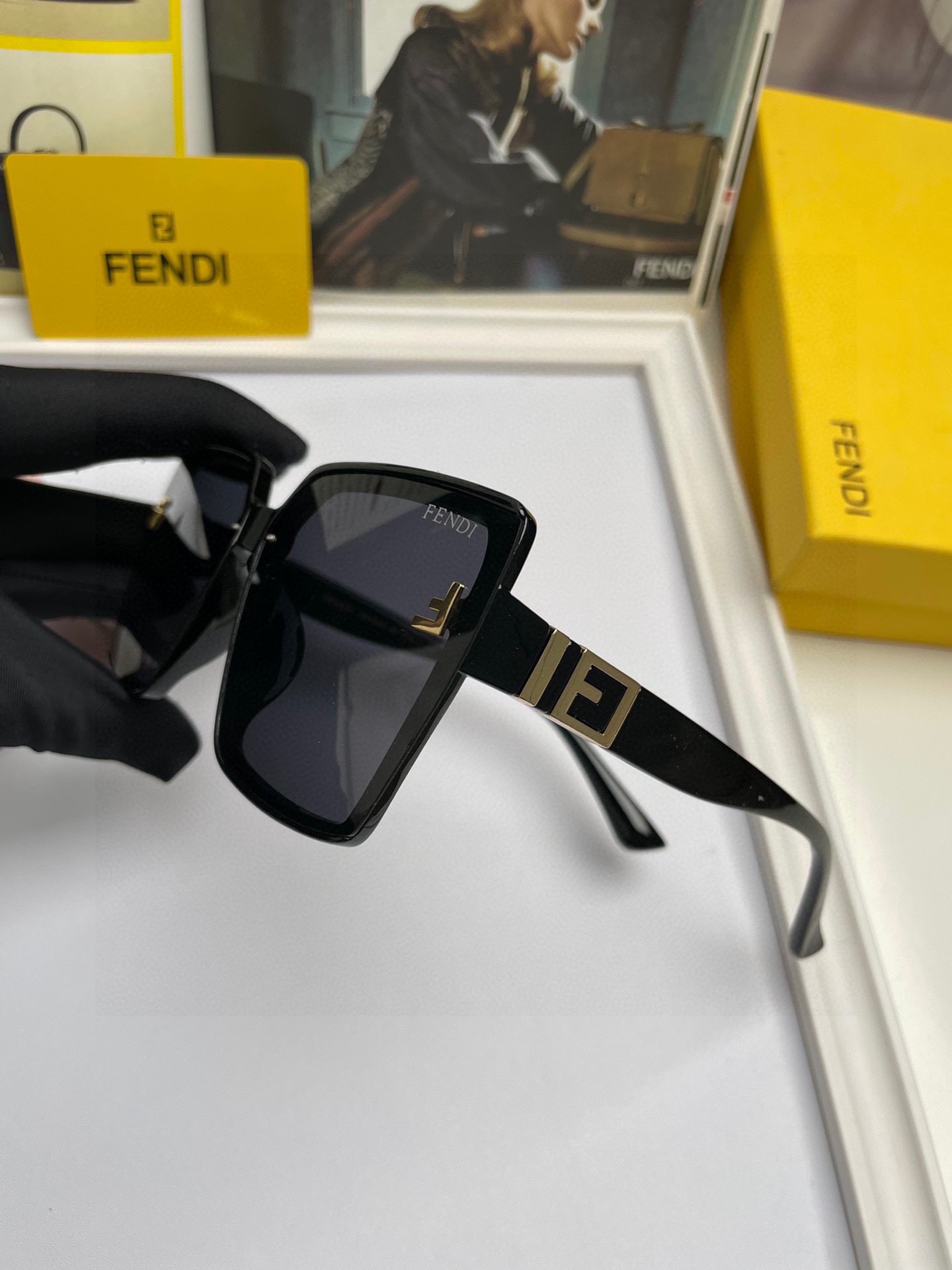 【2024】FENDI(フェンディ ) サングラス