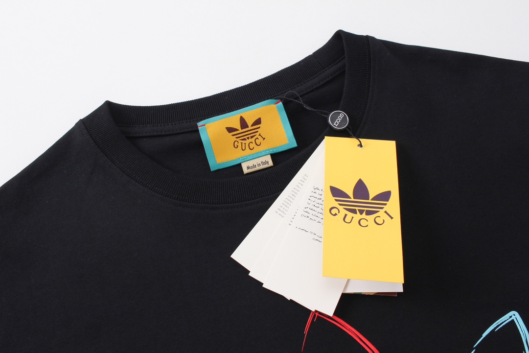 【2024】【GUCCI 公式旗艦店】クッチ   Tシャツ ご好評に付き再入荷！