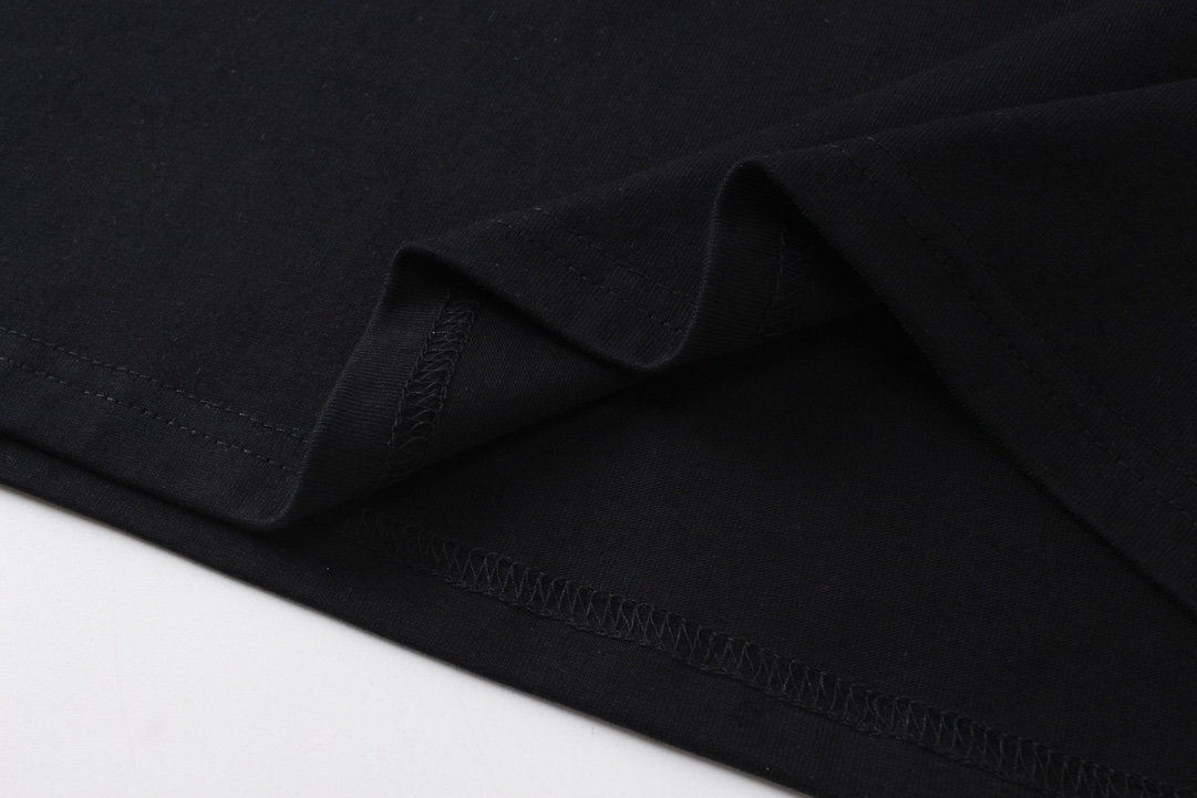 【2024】【GUCCI 公式旗艦店】クッチ   Tシャツ ご好評に付き再入荷！