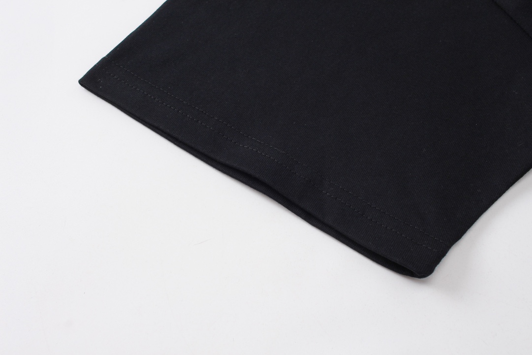 【2024】【GUCCI 公式旗艦店】クッチ   Tシャツ ご好評に付き再入荷！