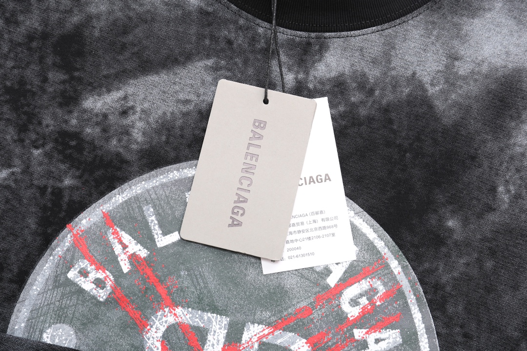 【2024】【BALENCIAGA  公式旗艦店】 バレンシアガ    Tシャツご好評に付き再入荷！