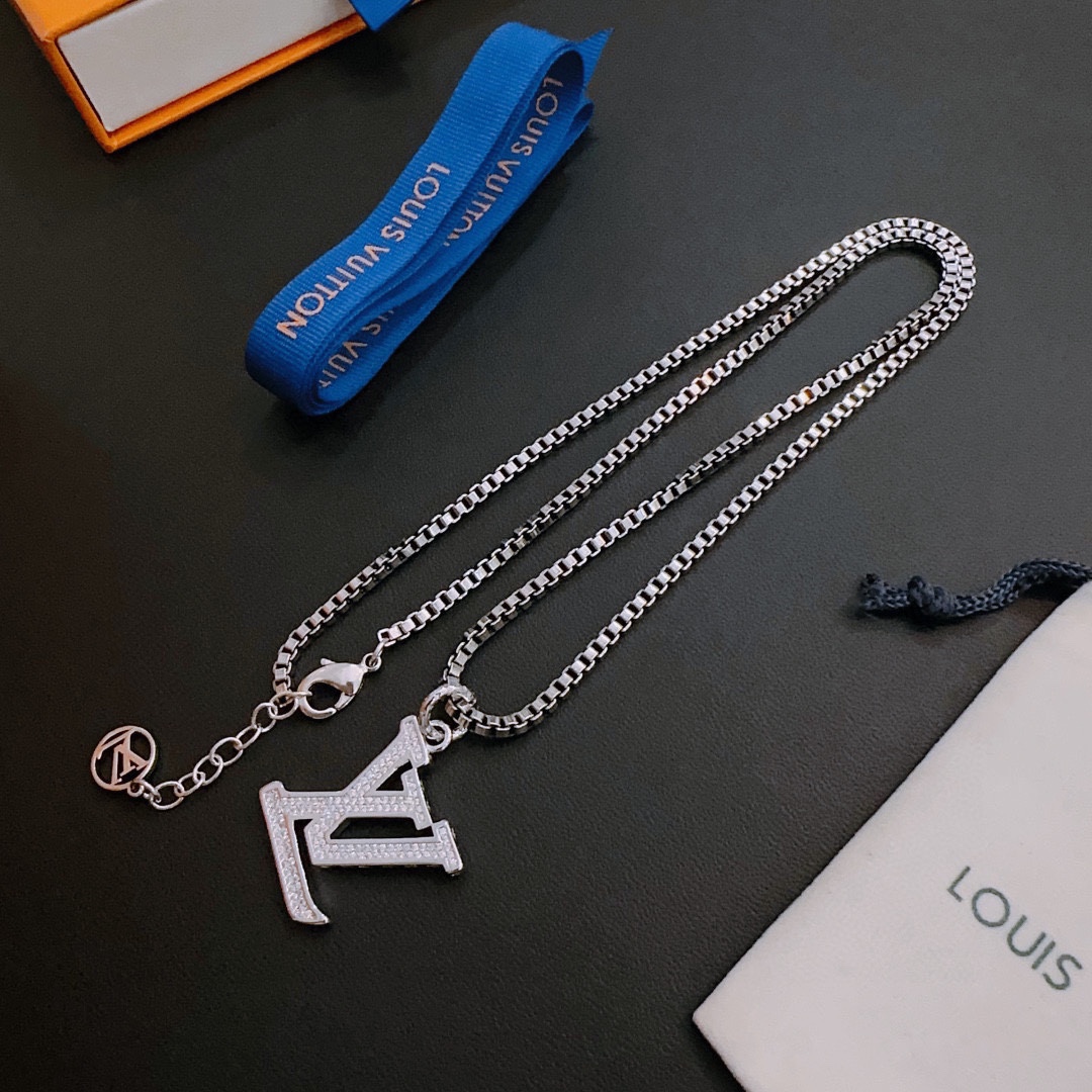 【LOUIS VUITTON】ネックレス、新しいネックレス万能シンプルファッションオーナメント