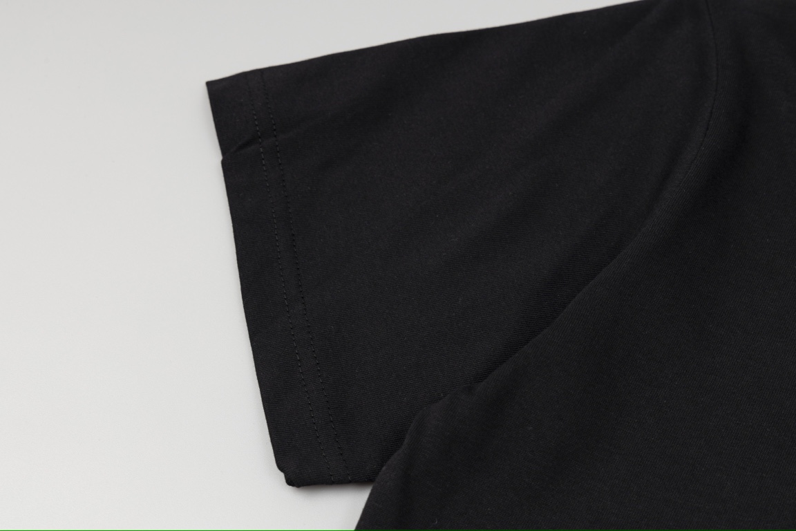 【LOUIS VUITTON 公式旗艦店】  ルイヴィトン Tシャツ ご好評に付き再入荷！