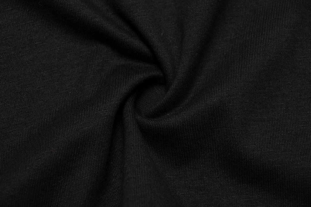 【2024】LV【LOUIS VUITTON 公式旗艦店】 ルイヴィトン   ノースリーブベスト   ご好評に付き再入荷！