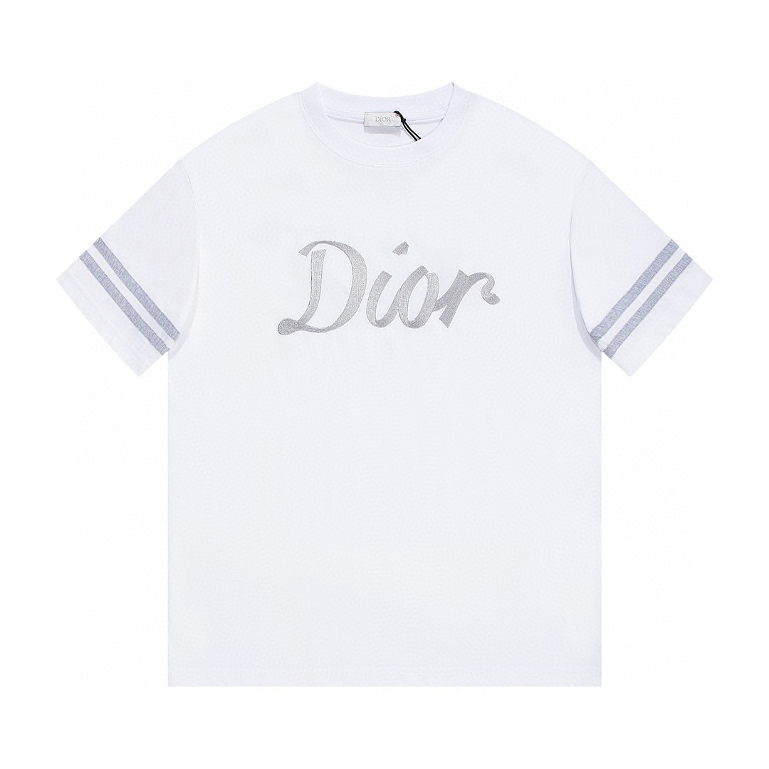 【DIOR 公式旗艦店】ディオール    Tシャツ ご好評に付き再入荷！