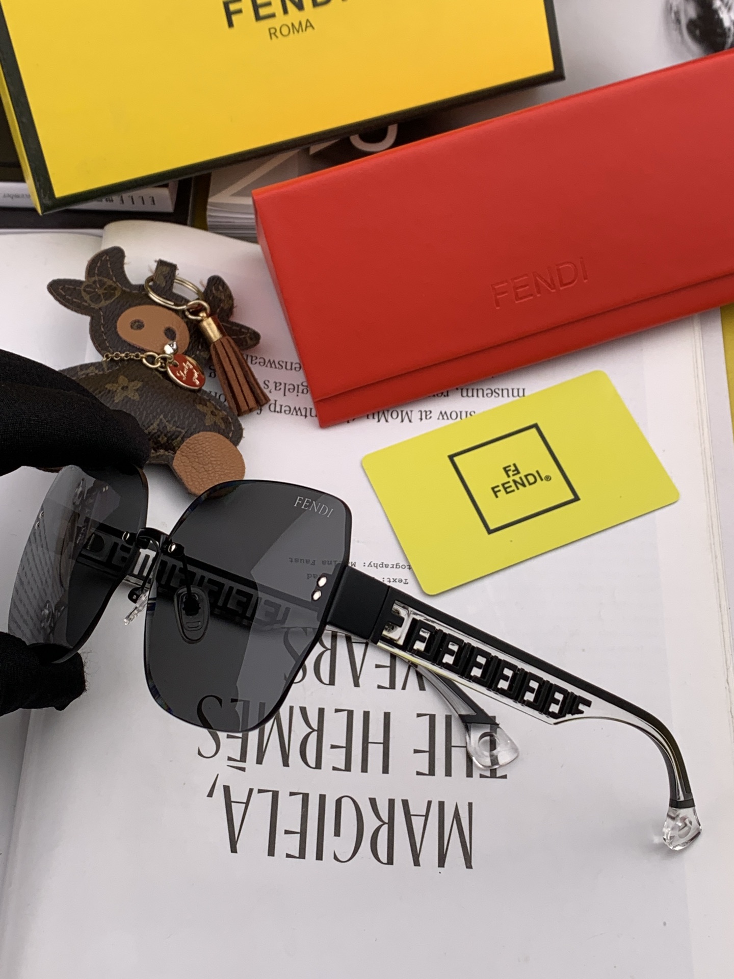 【2024】FENDI(フェンディ ) サングラス