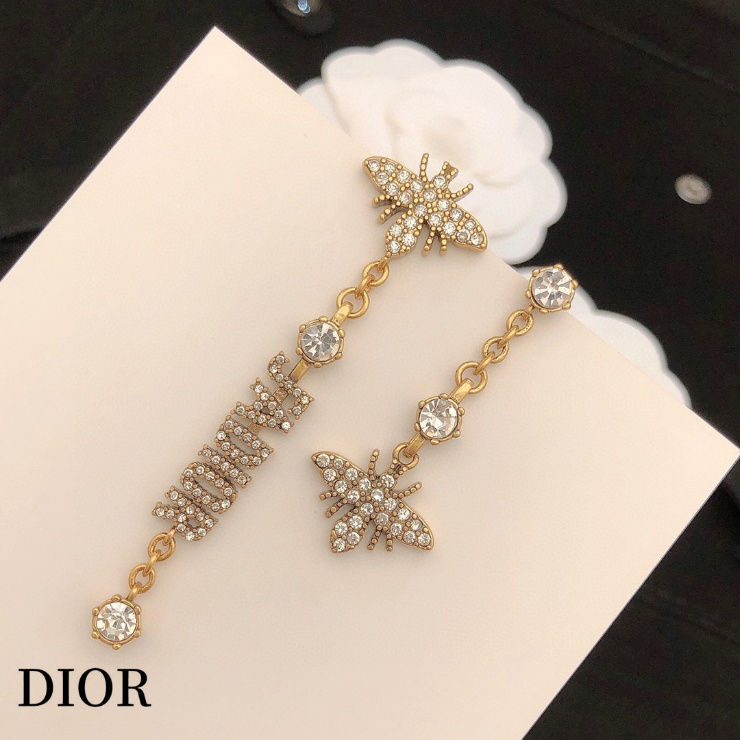 【DIOR】 ディオール   ファッションスタイルのイヤリング