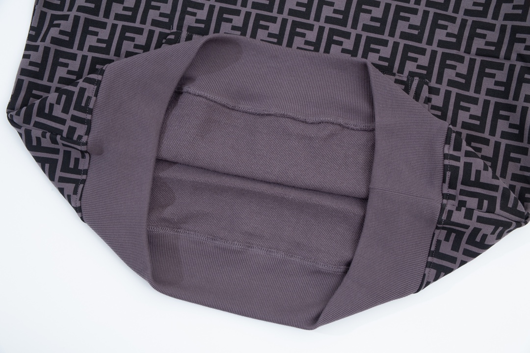 【2024】【FENDI  公式旗艦店】フェンディパーカー スウェット ご好評に付き再入荷！