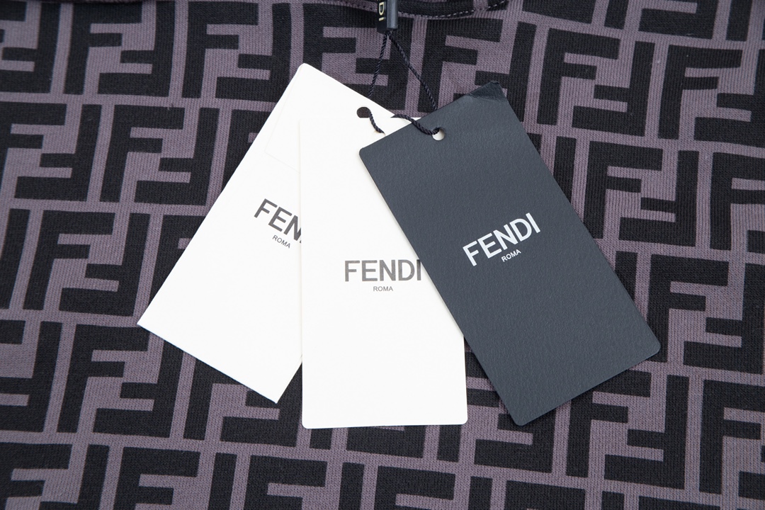 【2024】【FENDI  公式旗艦店】フェンディパーカー スウェット ご好評に付き再入荷！