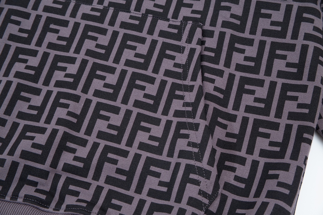 【2024】【FENDI  公式旗艦店】フェンディパーカー スウェット ご好評に付き再入荷！