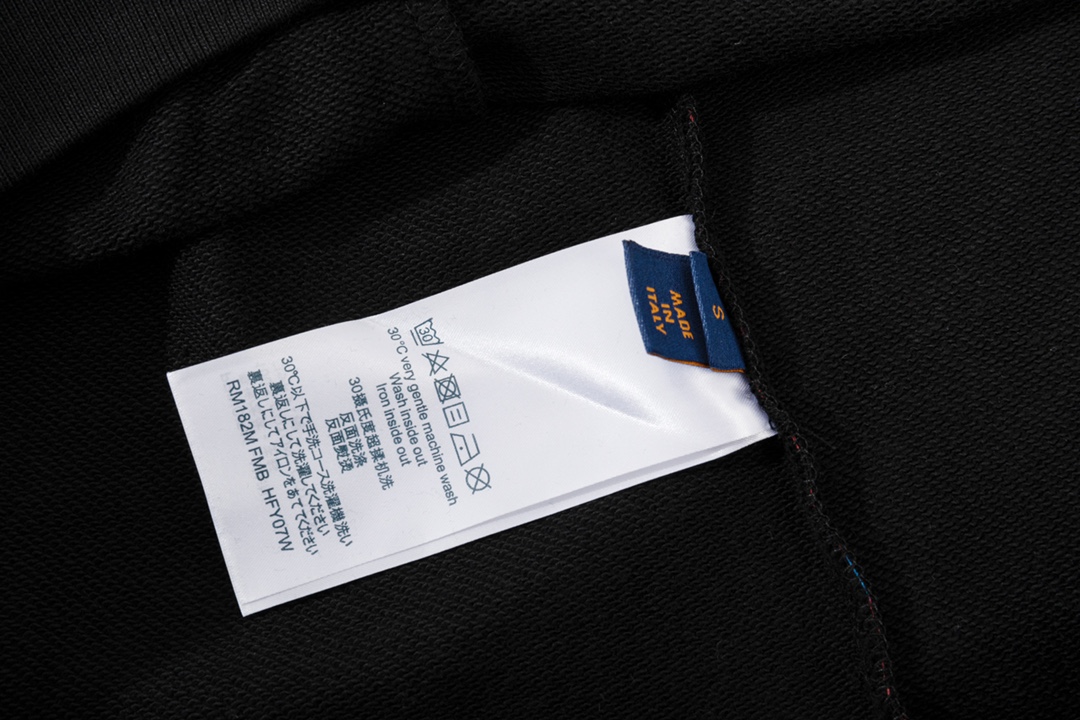 【LOUIS VUITTON  公式旗艦店】ルイヴィトン 丸首の衛衣 ご好評に付き再入荷！