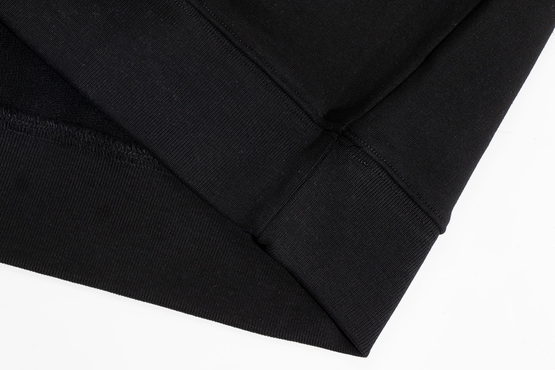 【GUCCI  公式旗艦店】グッチ  パーカー スウェットご好評に付き再入荷！