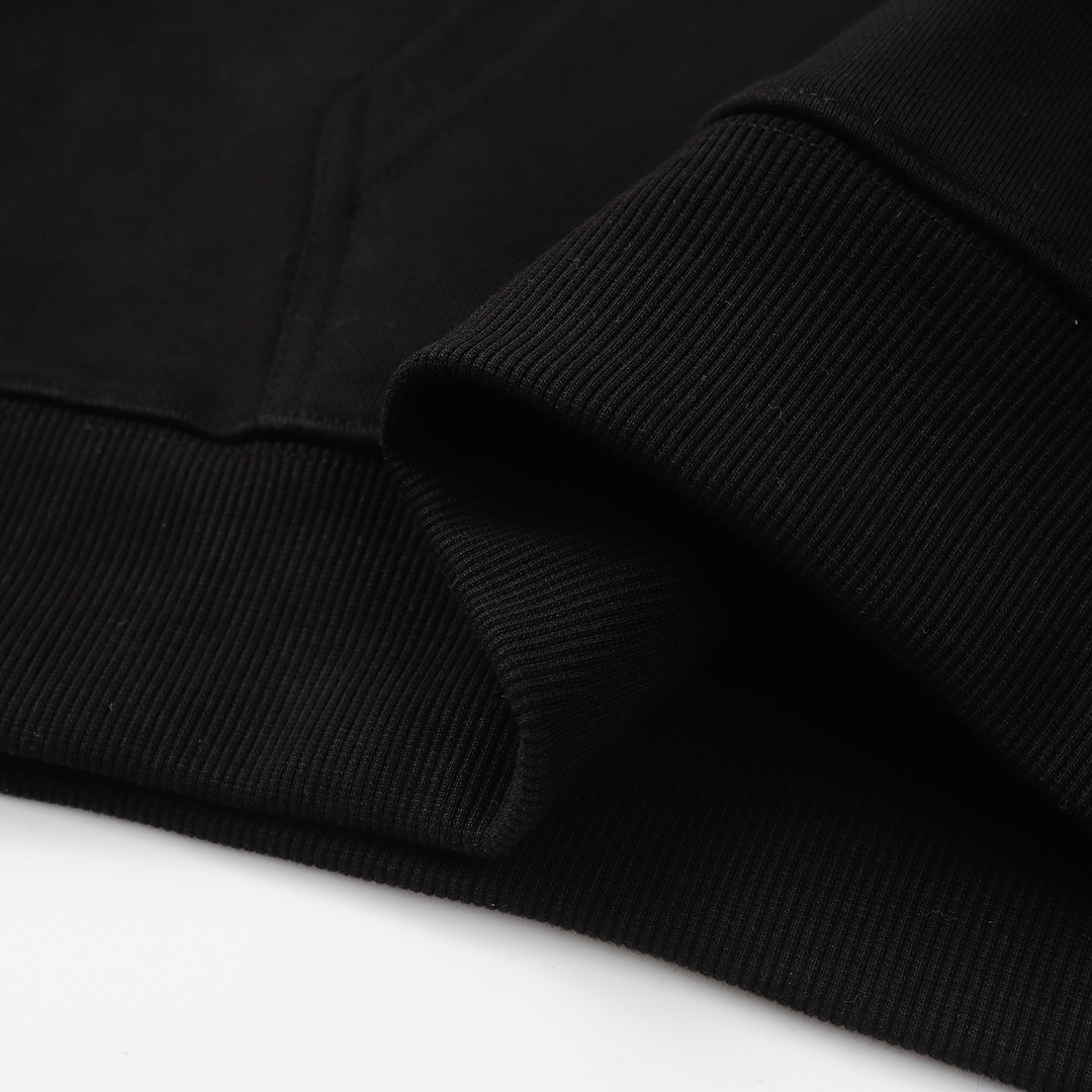 【GIVENCHY  公式旗艦店】ジバンシー パーカー スウェットご好評に付き再入荷！