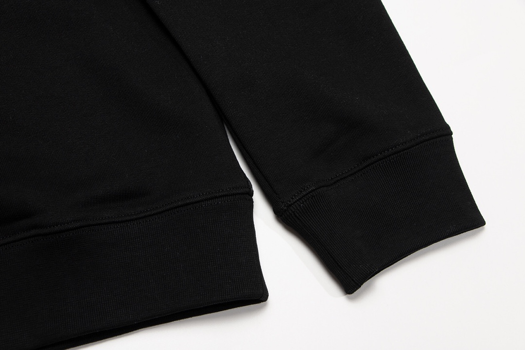 【OFF-WHITE  公式旗艦店】オフホワイトス丸首の衛衣ウェットご好評に付き再入荷！