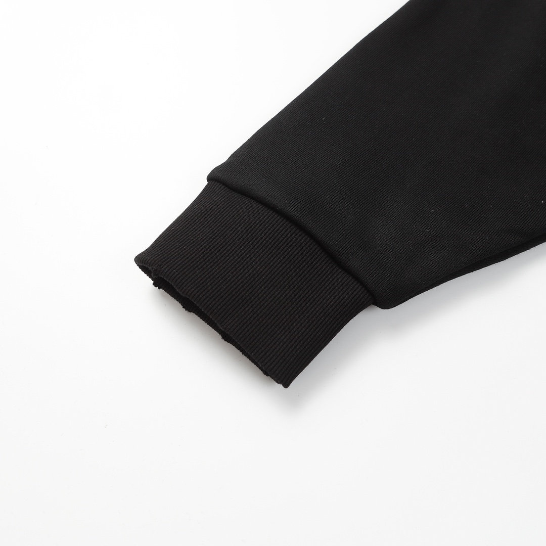 【BALENCIAGA 公式旗艦店】バレンシアガ   パーカー  スウェット ご好評に付き再入荷！