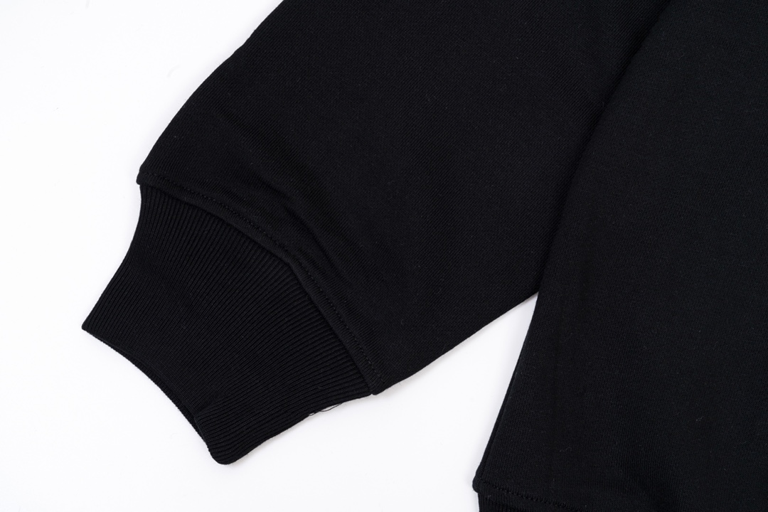 【2024】【BALENCIAGA 公式旗艦店】バレンシアガ 丸首の衛衣 スウェット ご好評に付き再入荷！