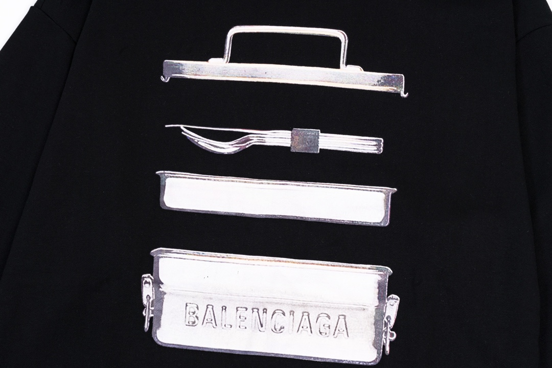 【2024】【BALENCIAGA 公式旗艦店】バレンシアガ 丸首の衛衣 スウェット ご好評に付き再入荷！