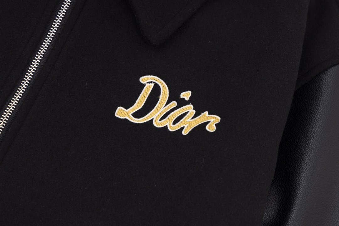 【DIOR  公式旗艦店】ディオールベースボールジャケット 好評に付き再入荷！