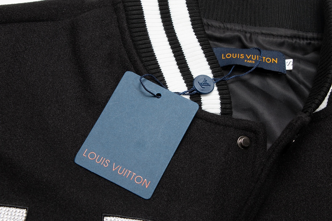 【LOUIS VUITTON  公式旗艦店】ルイヴィトン  野球着 ジャケット着 好評に付き再入荷！