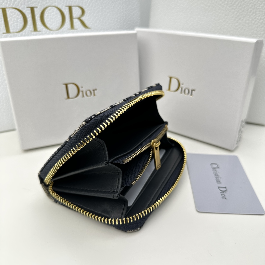 【DIOR 公式 旗艦店】ディオール 財布   当日出荷 好評に付き再入荷！12*8.5cm