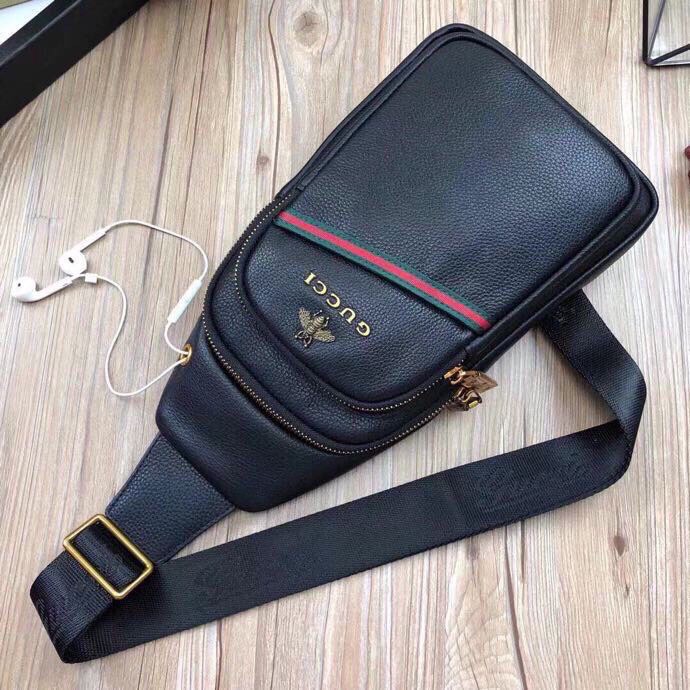 【GUCCI 公式 旗艦店】クッチ  胸ポケット 当日出荷 好評に付き再入荷！28*18*7CM