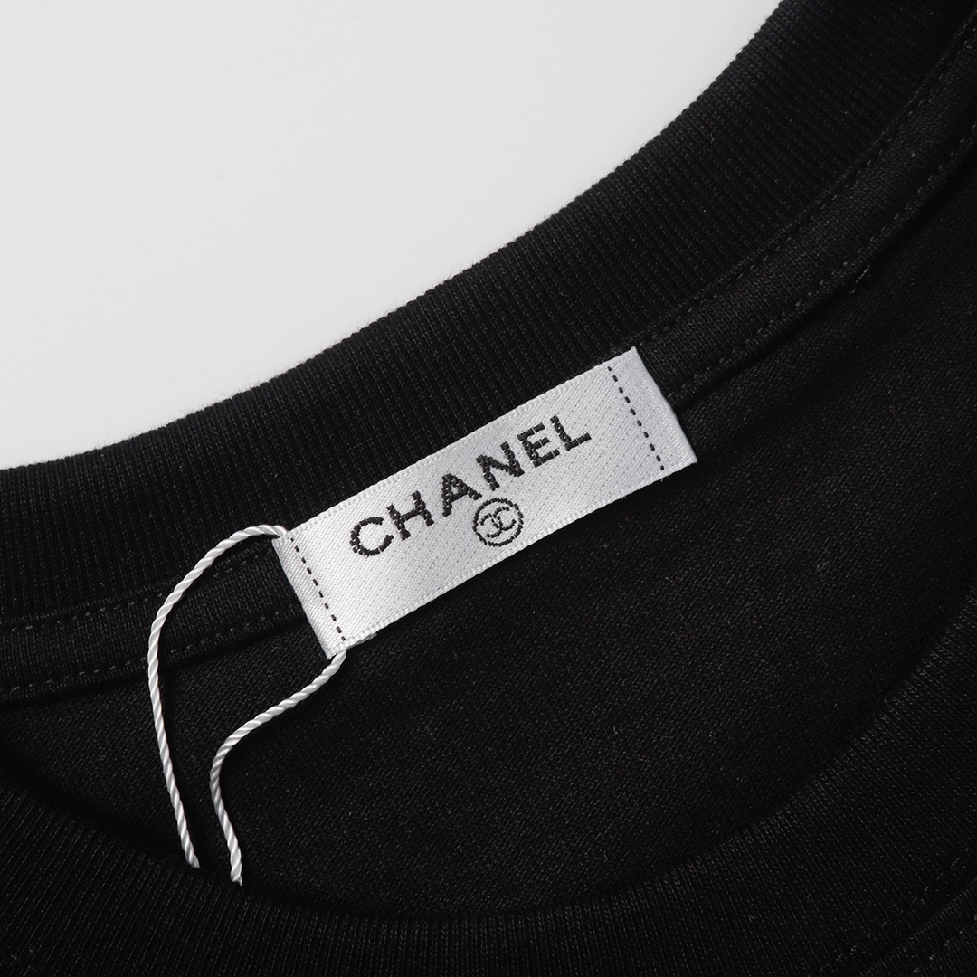 【2024】【CHANEL  公式旗艦店】シャネル    Tシャツご好評に付き再入荷！