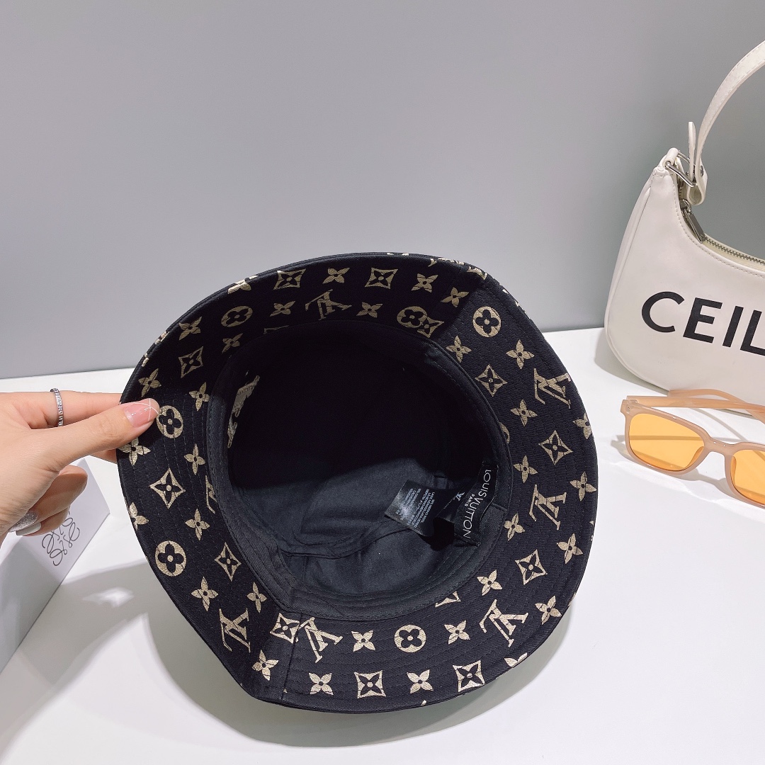 LOUIS VUITTON(ルイヴィトン )フィッシャーマンズハット