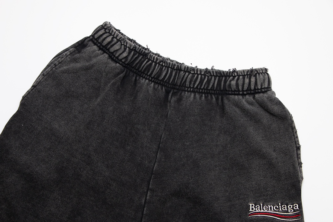 【2024】【BALENCIAGA   公式旗艦店】バレンシアガ    ショートパンツ  ご好評に付き再入荷！