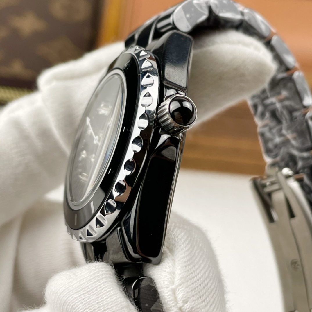 【2025】CHANEL  ( シャネル)  腕時計  36MM