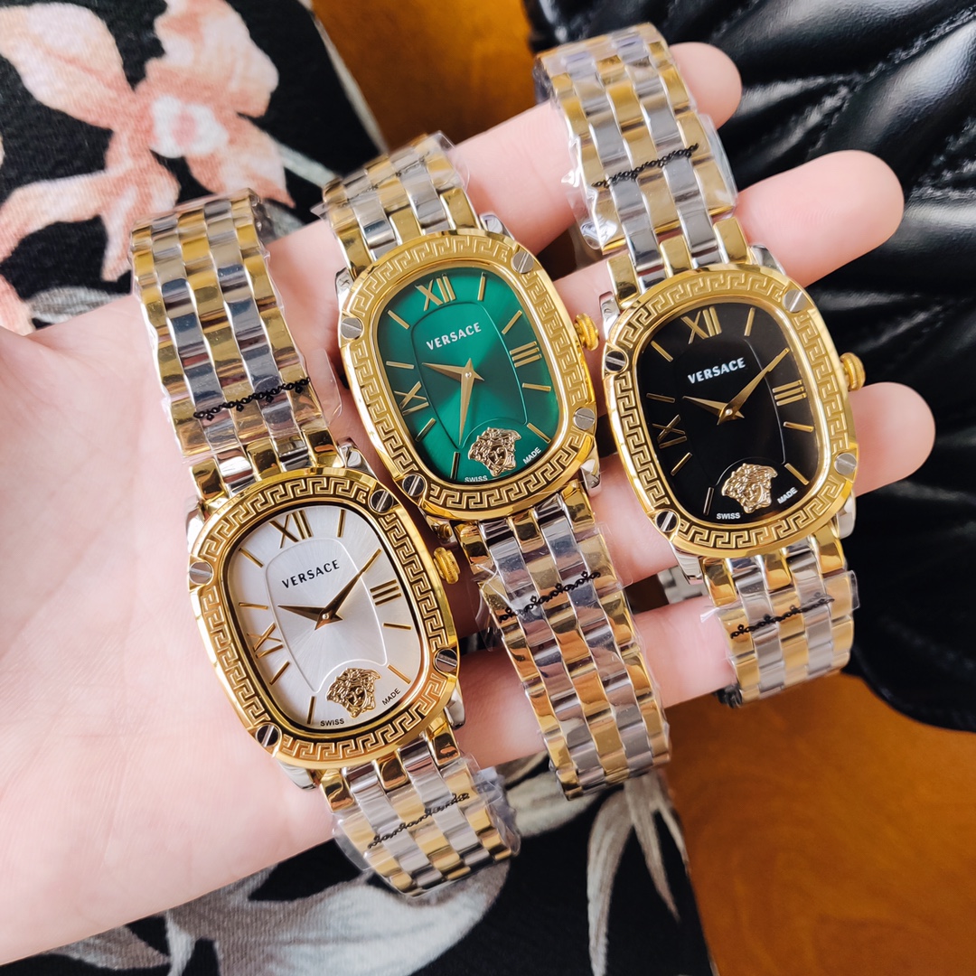 【2024】VERSACE  ( ヴェルサーチ)  腕時計 35*7MM