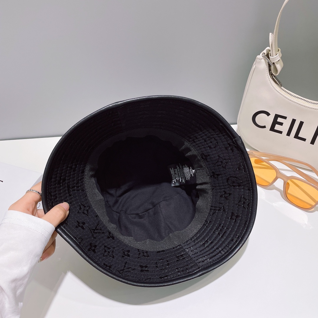 LOUIS VUITTON( ルイヴィトン)フィッシャーマンズハット