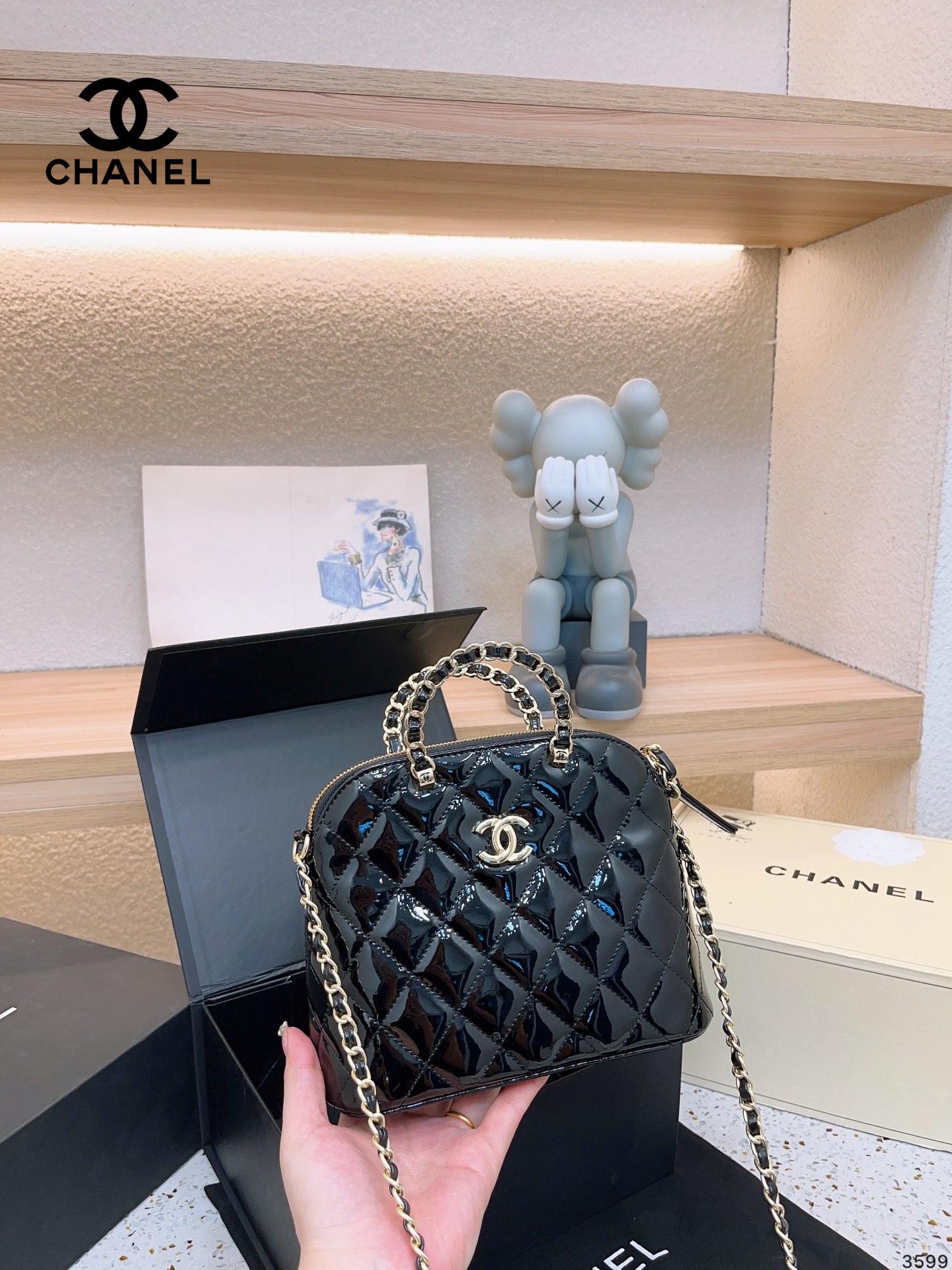 【CHANEL  公式 旗艦店】シャネル   ショルダーバッグ  当日出荷 好評に付き再入荷！21*17CM