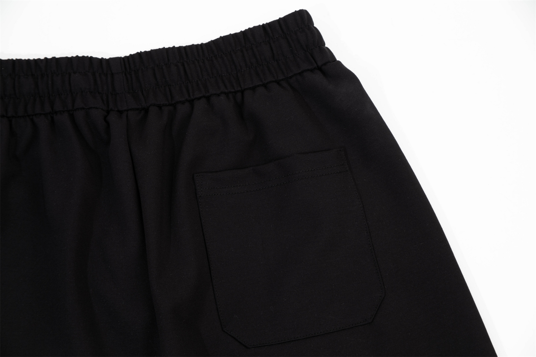 【LOEWE  公式旗艦店】ロエベ   ショートパンツ  ご好評に付き再入荷！