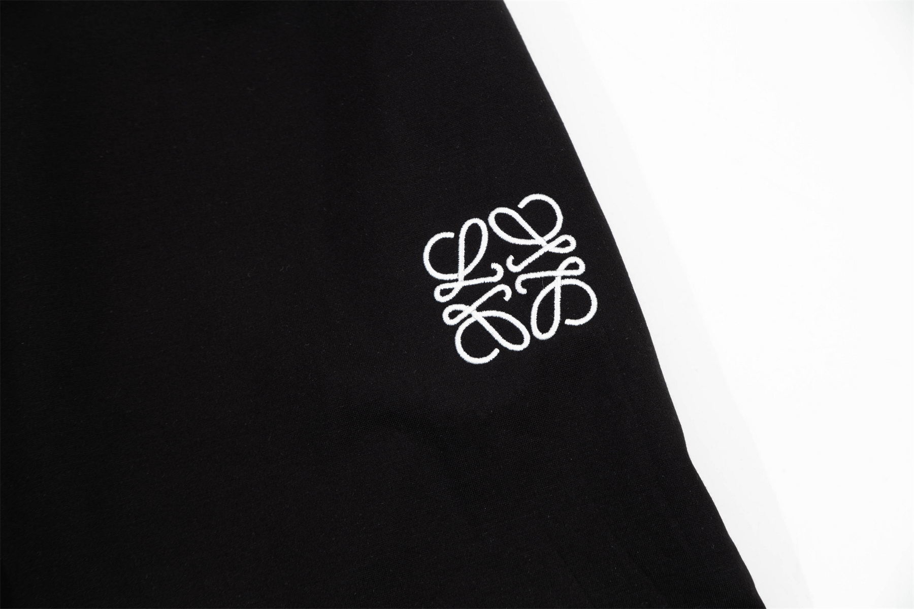 【LOEWE  公式旗艦店】ロエベ   ショートパンツ  ご好評に付き再入荷！