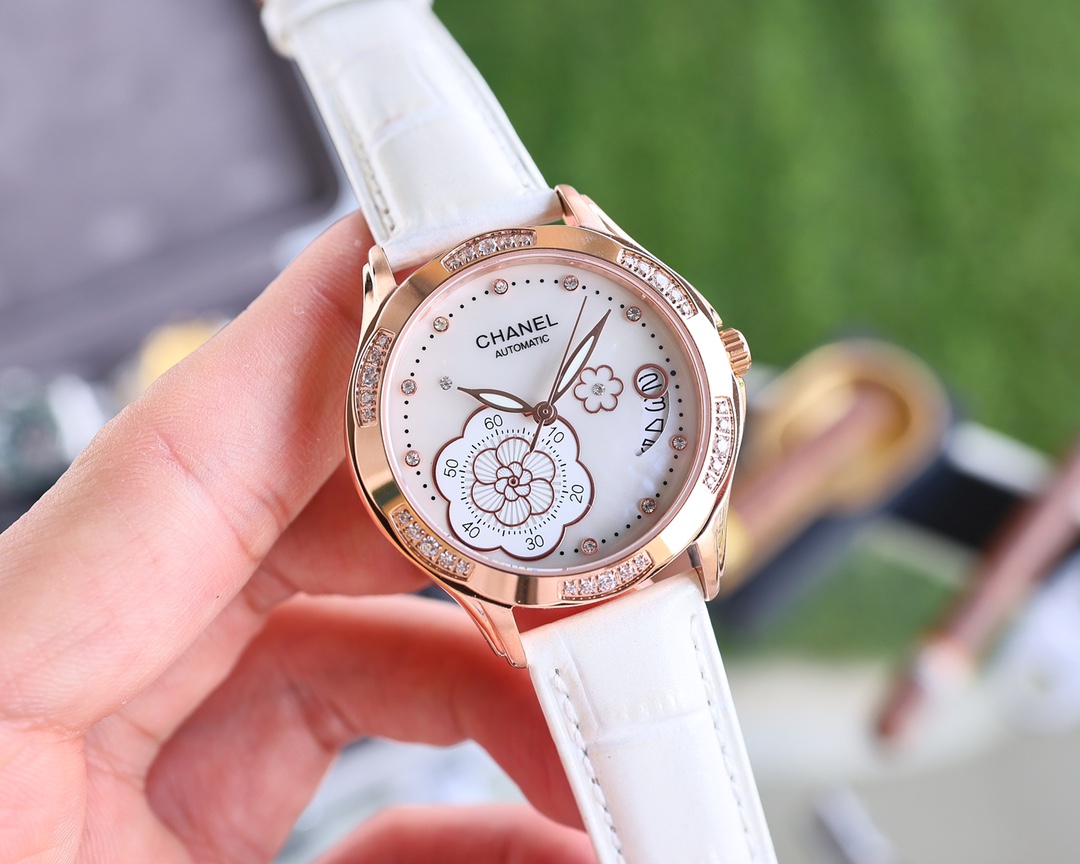 【2024】CHANEL(シャネル)  腕時計35MM