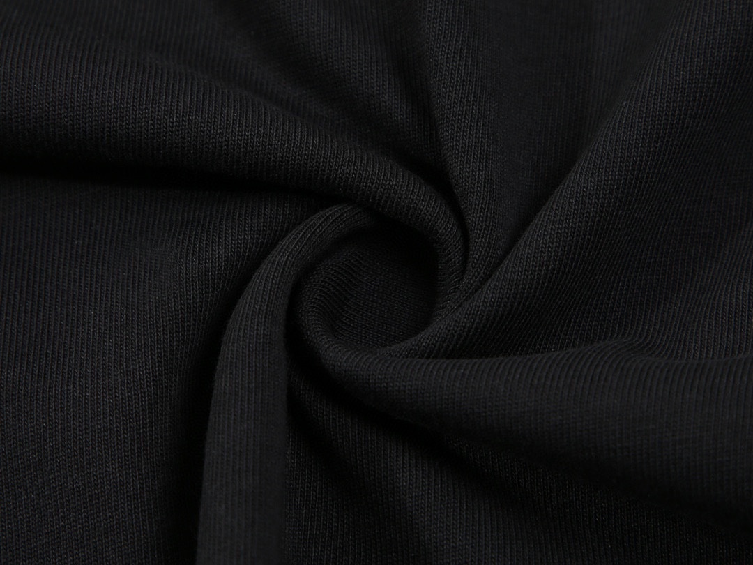 【LOUIS VUITTON  公式旗艦店】ルイヴィトン  Tシャツ  ご好評に付き再入荷！