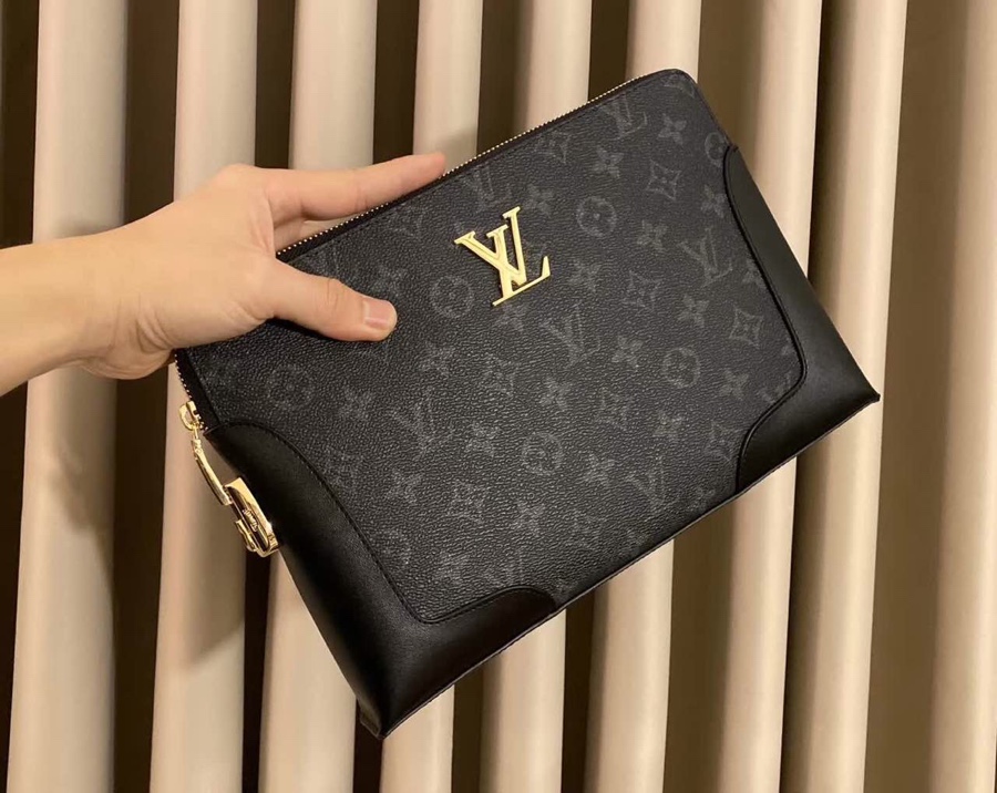 【LOUIS VUITTON  公式旗艦店】ルイヴィトン  クラッチバッグ  当日出荷 好評に付き再入荷！29*19*4CM