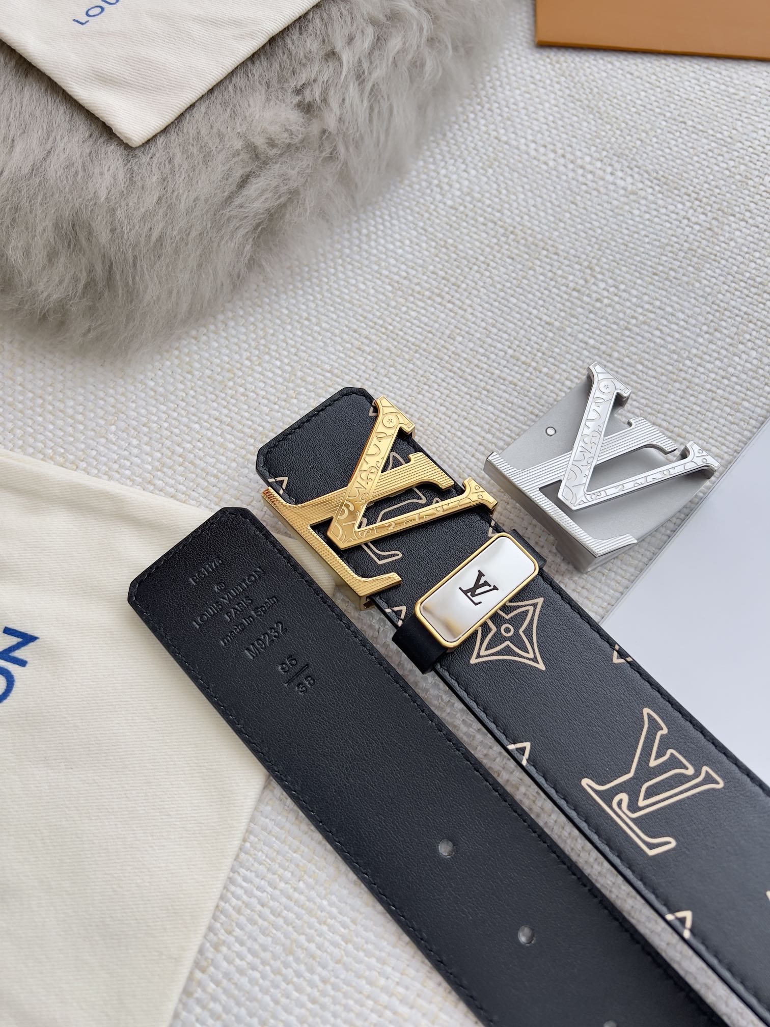 【LOUIS VUITTON】(ルイヴィトン) 3.8cmベルト メンズ