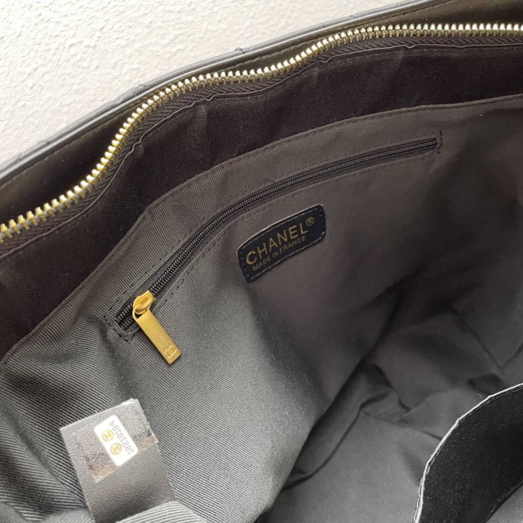 【2024】【CHANEL公式 旗艦店】シャネル  ハンドバッグ当日出荷 好評に付き再入荷！32*27*10CM