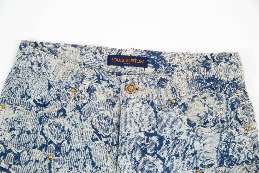 【2024】【LOUIS VUITTON   公式旗艦店】 ルイヴィトン  ショートパンツ  ご好評に付き再入荷！