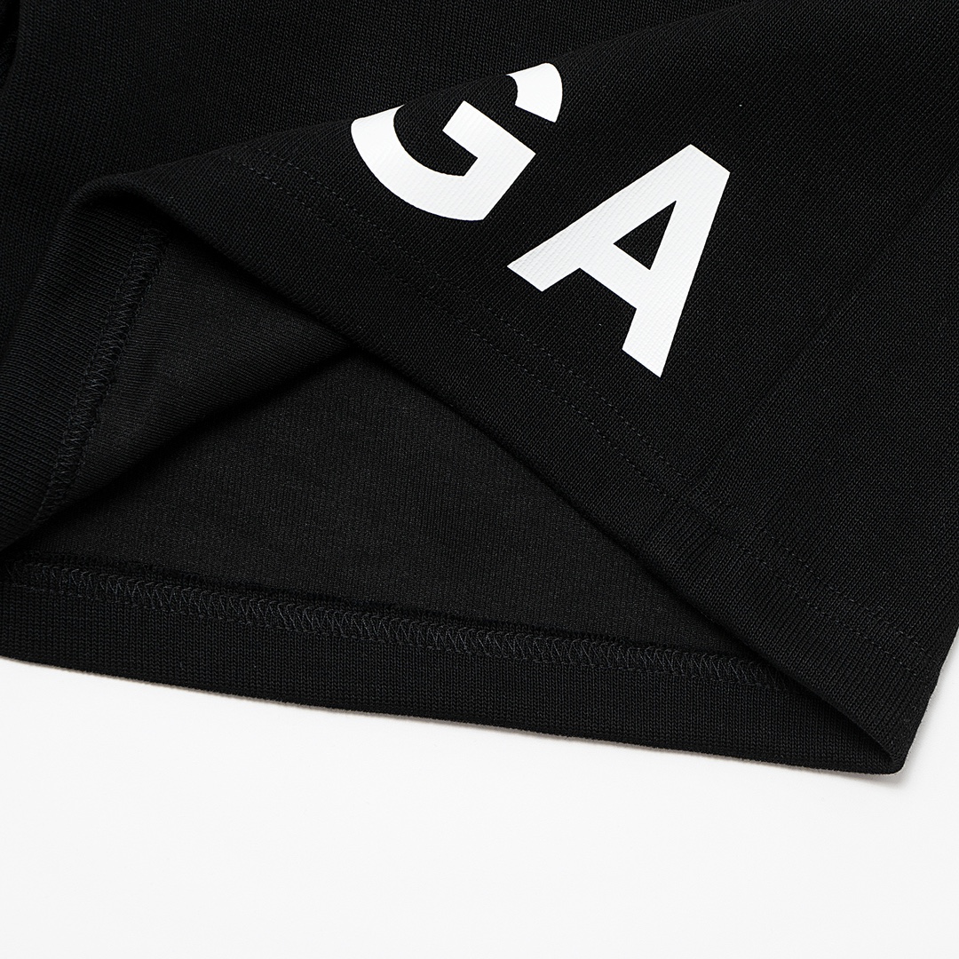 【BALENCIAGA   公式旗艦店】バレンシアガ   ショートパンツ  ご好評に付き再入荷！